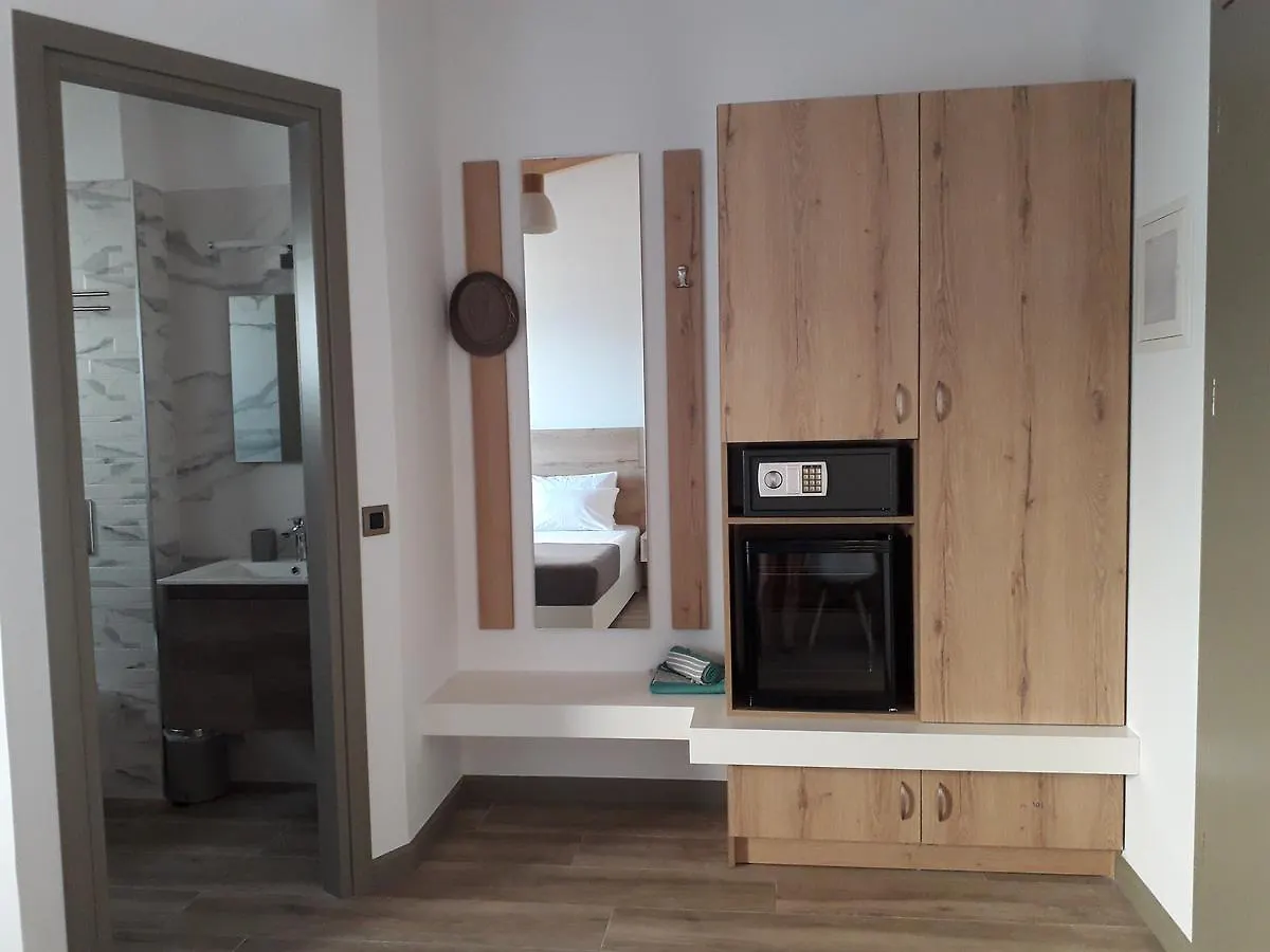 First House Apartment Himare Albania
