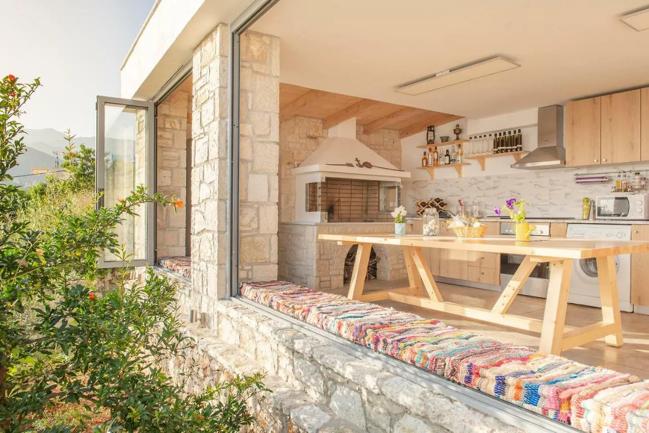 First House Apartment Himare