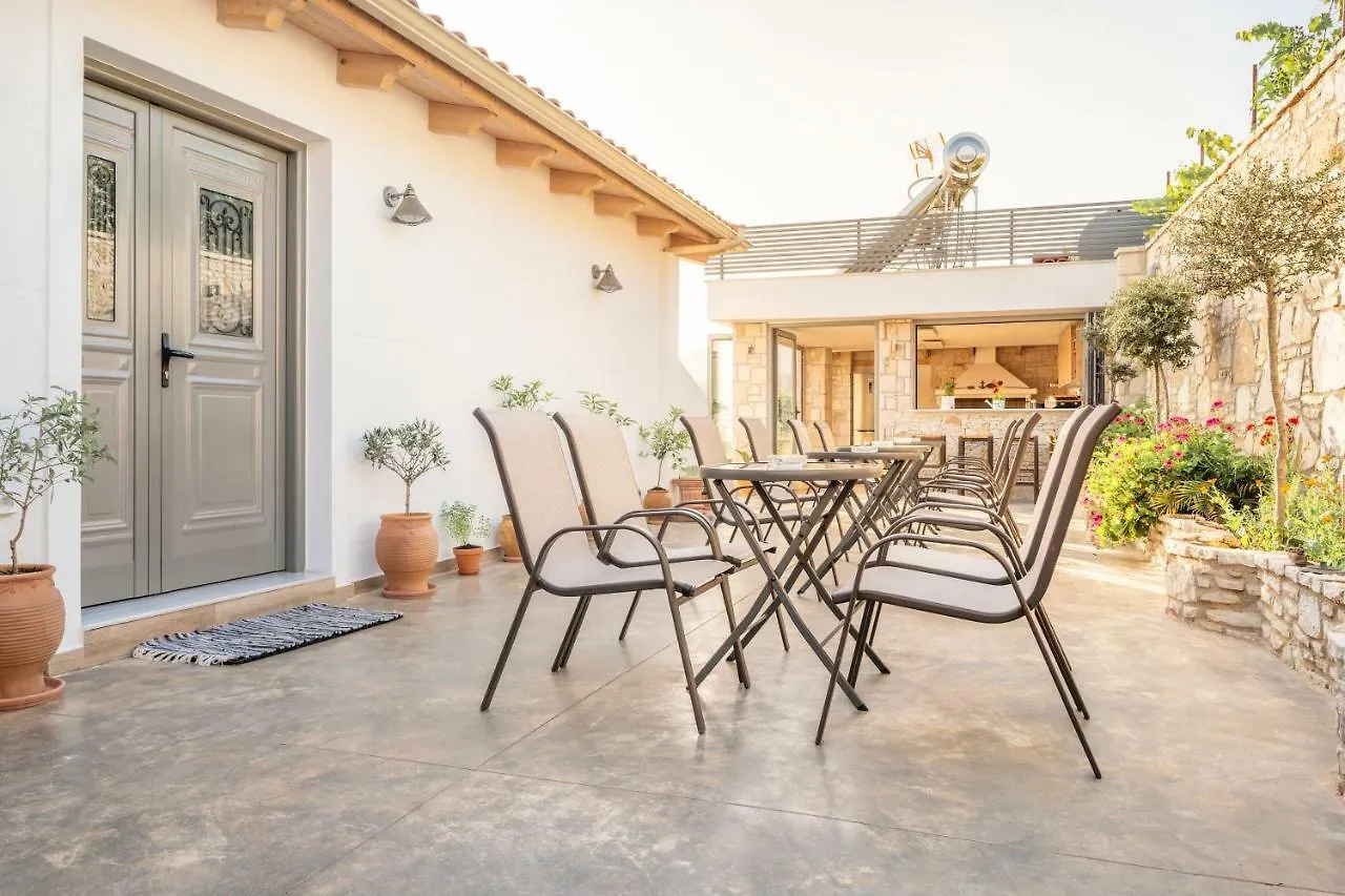First House Apartment Himare